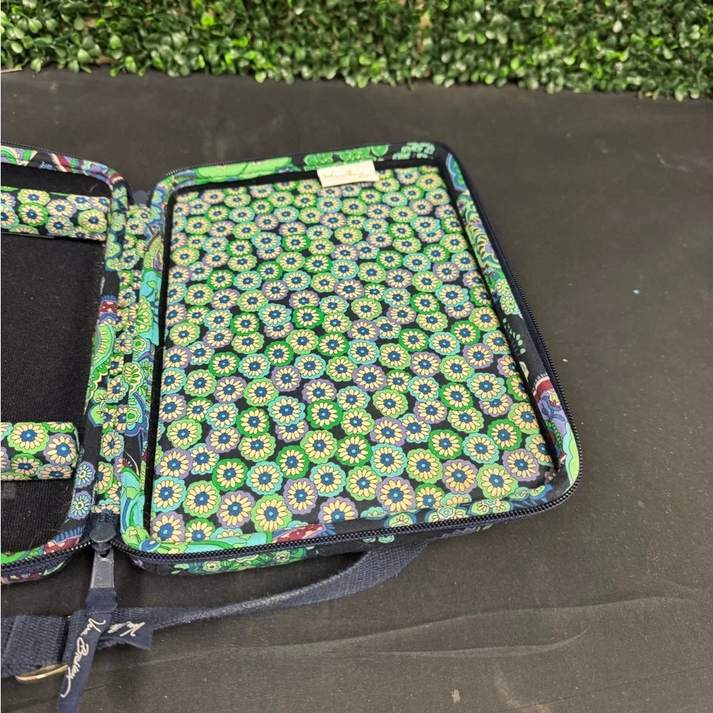 Vera Bradley Rhythm & Blues MINI Laptop Portfolio Hard Case